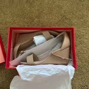 brand new Tan Wedges